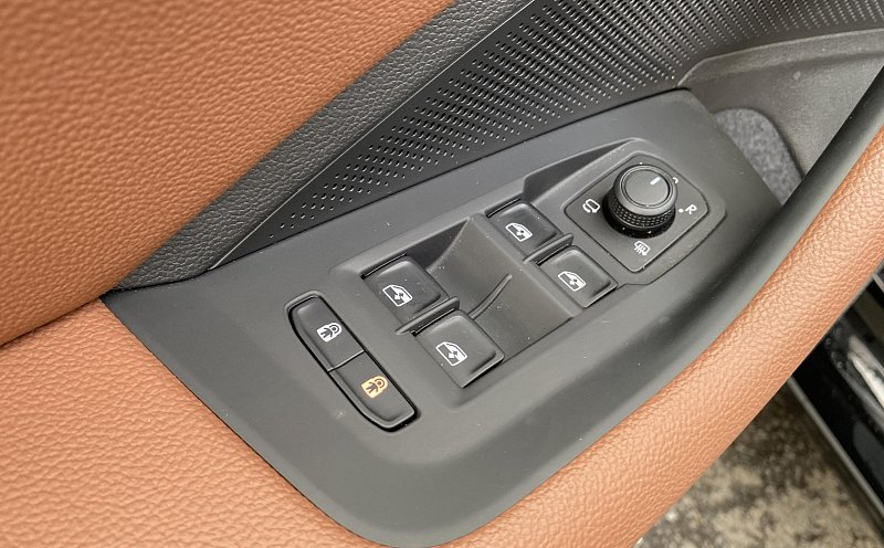 Škoda Superb IV 2.0 TSi L&K