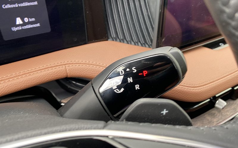 Škoda Superb IV 2.0 TSi L&K