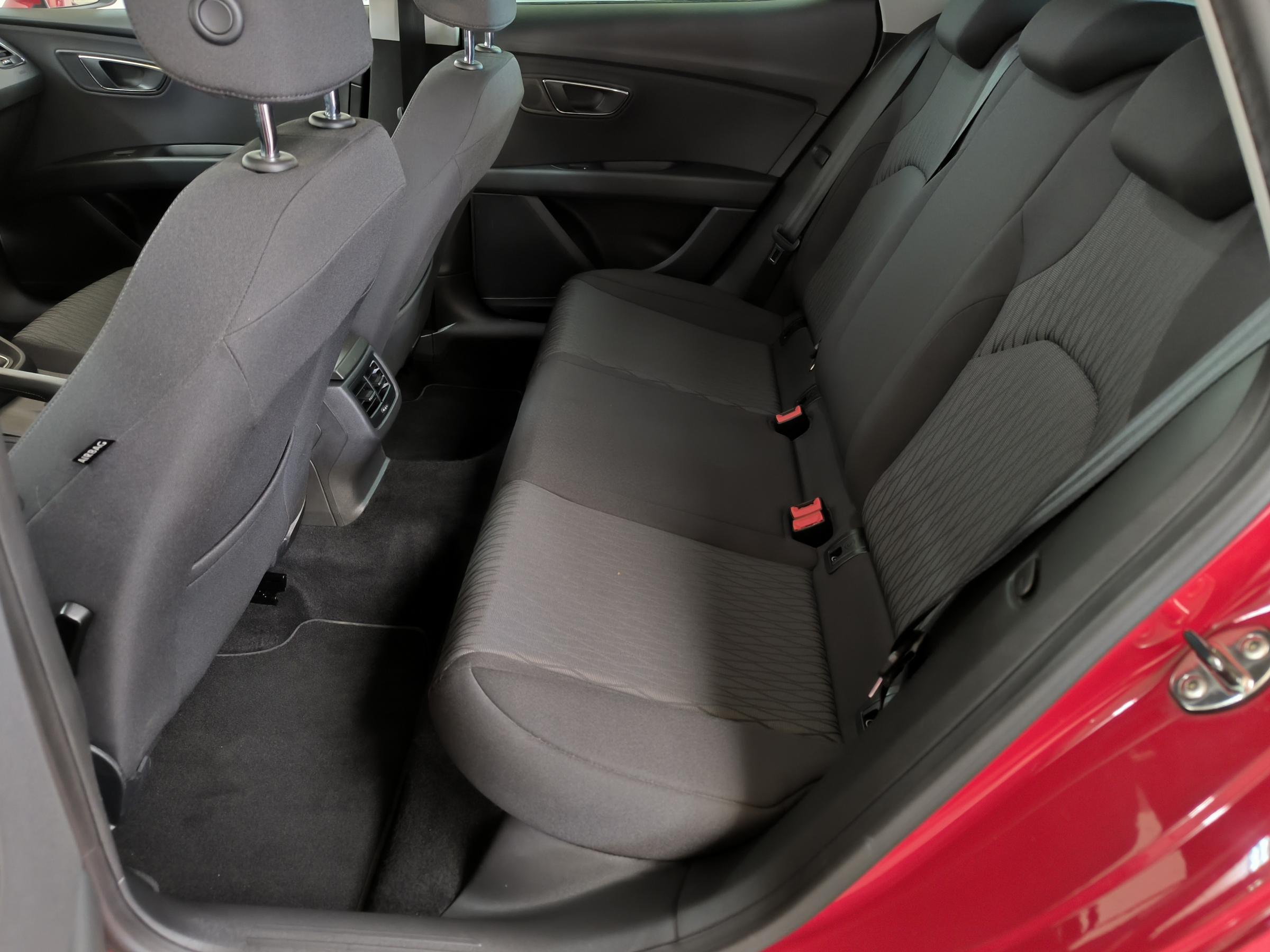 Seat Leon, 2014 - pohled č. 10