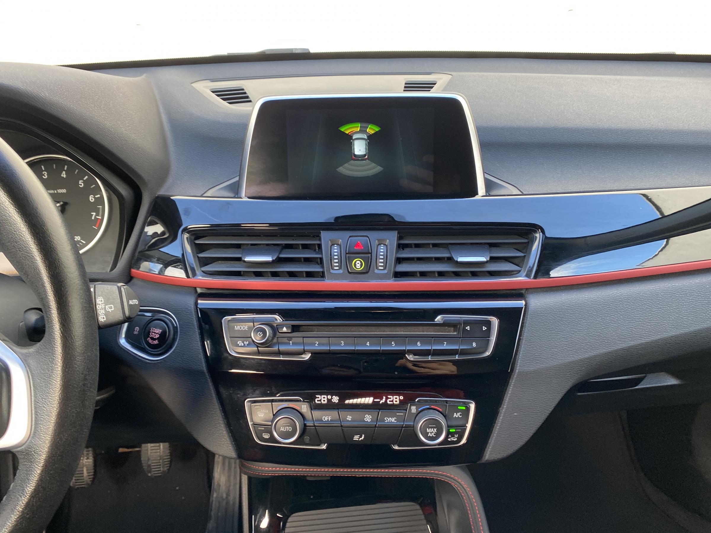 BMW X1, 2018 - pohled č. 12