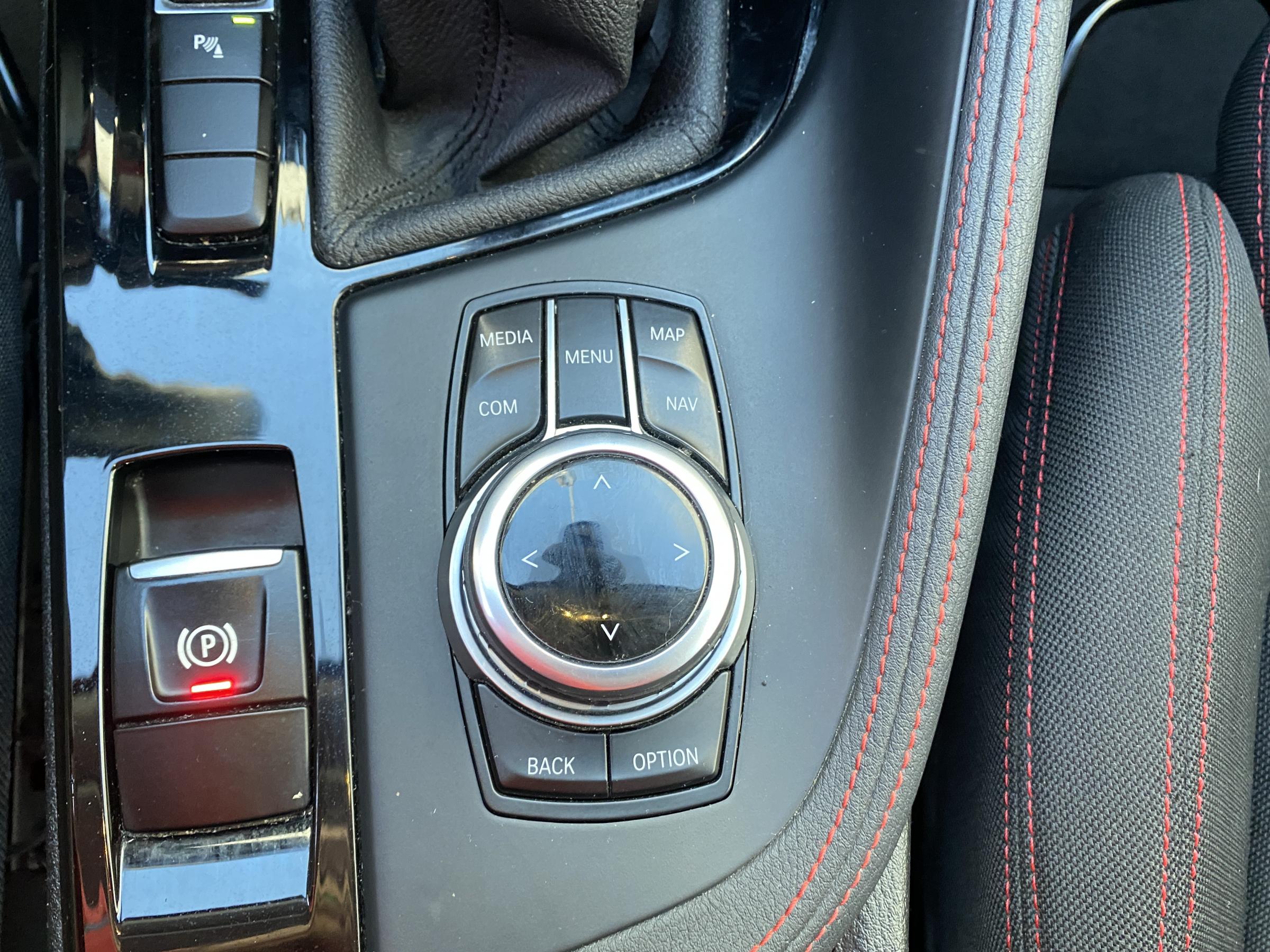 BMW X1, 2018 - pohled č. 16