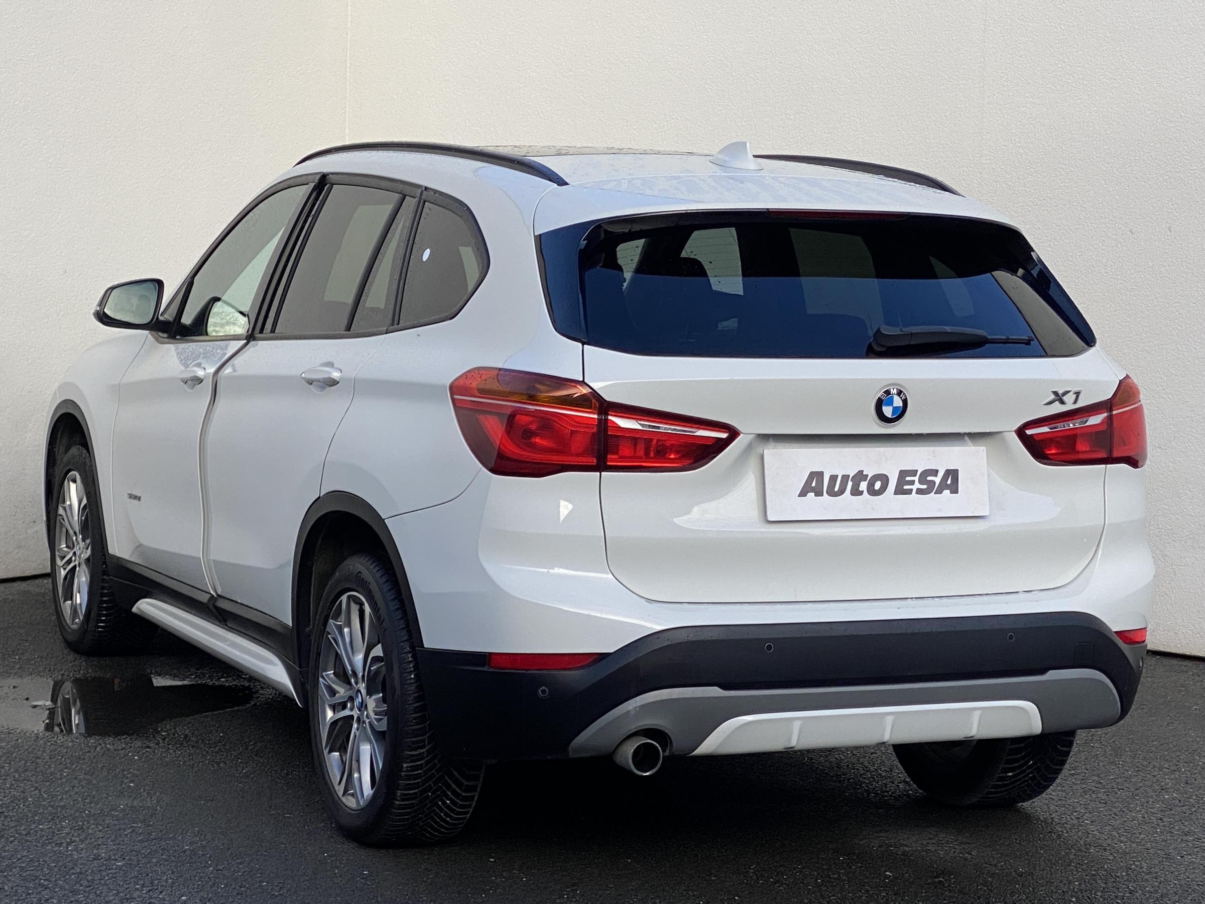 BMW X1, 2018 - pohled č. 6