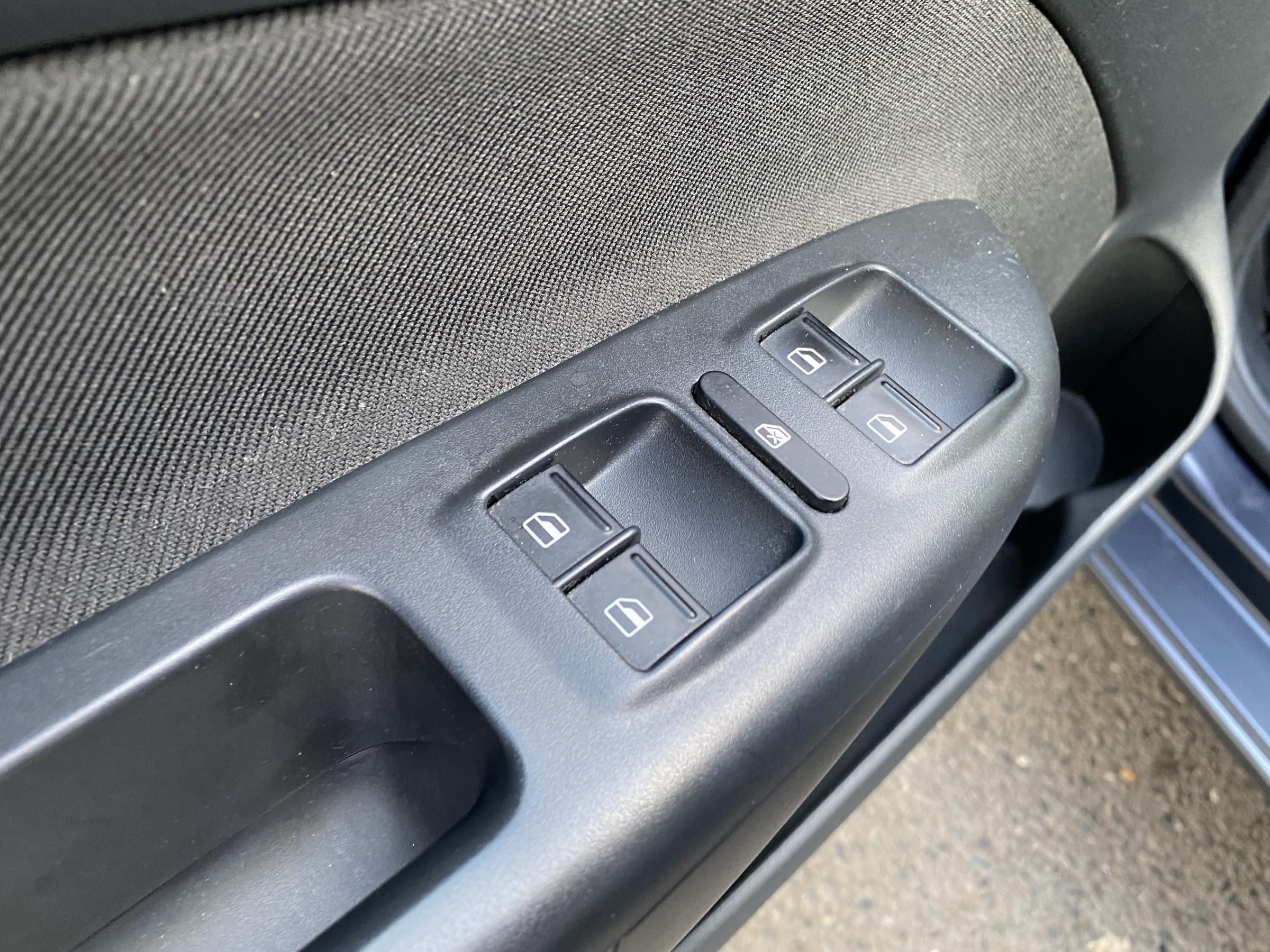 Škoda Octavia, 2012 - pohled č. 13