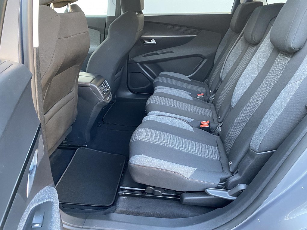 Peugeot 5008 1.5 HDi Active