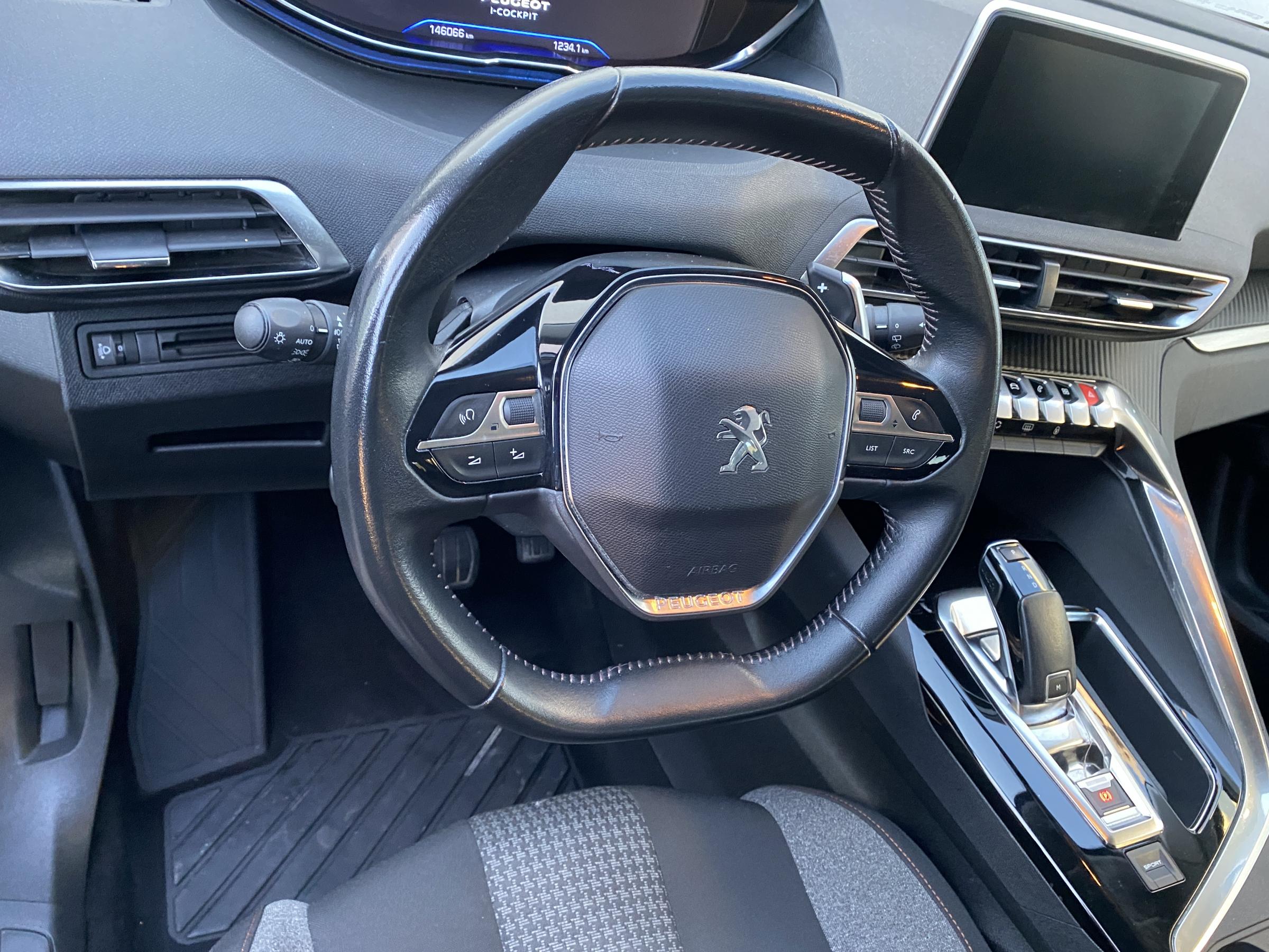 Peugeot 5008, 2020 - pohled č. 12