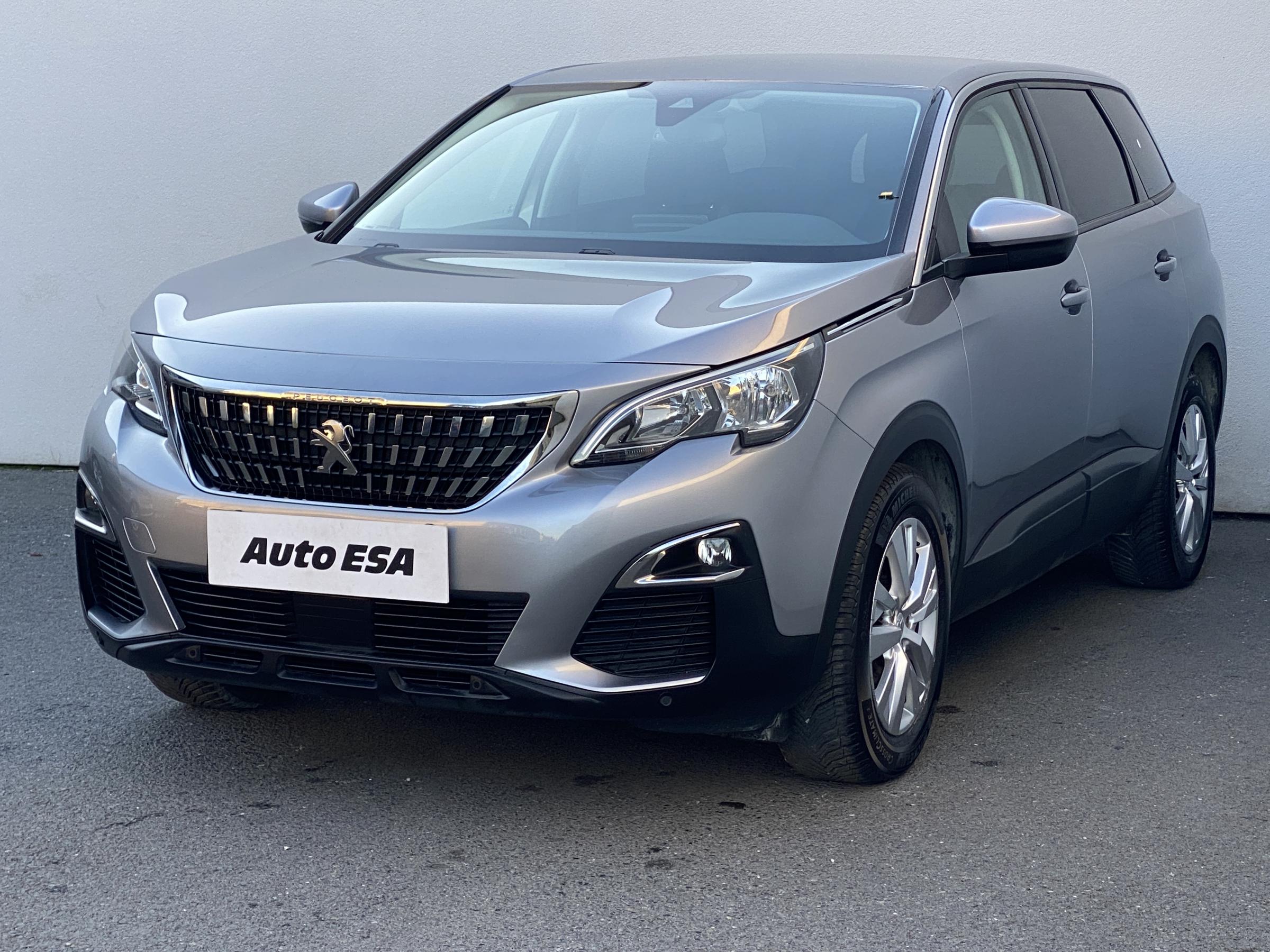 Peugeot 5008, 2020 - pohled č. 3
