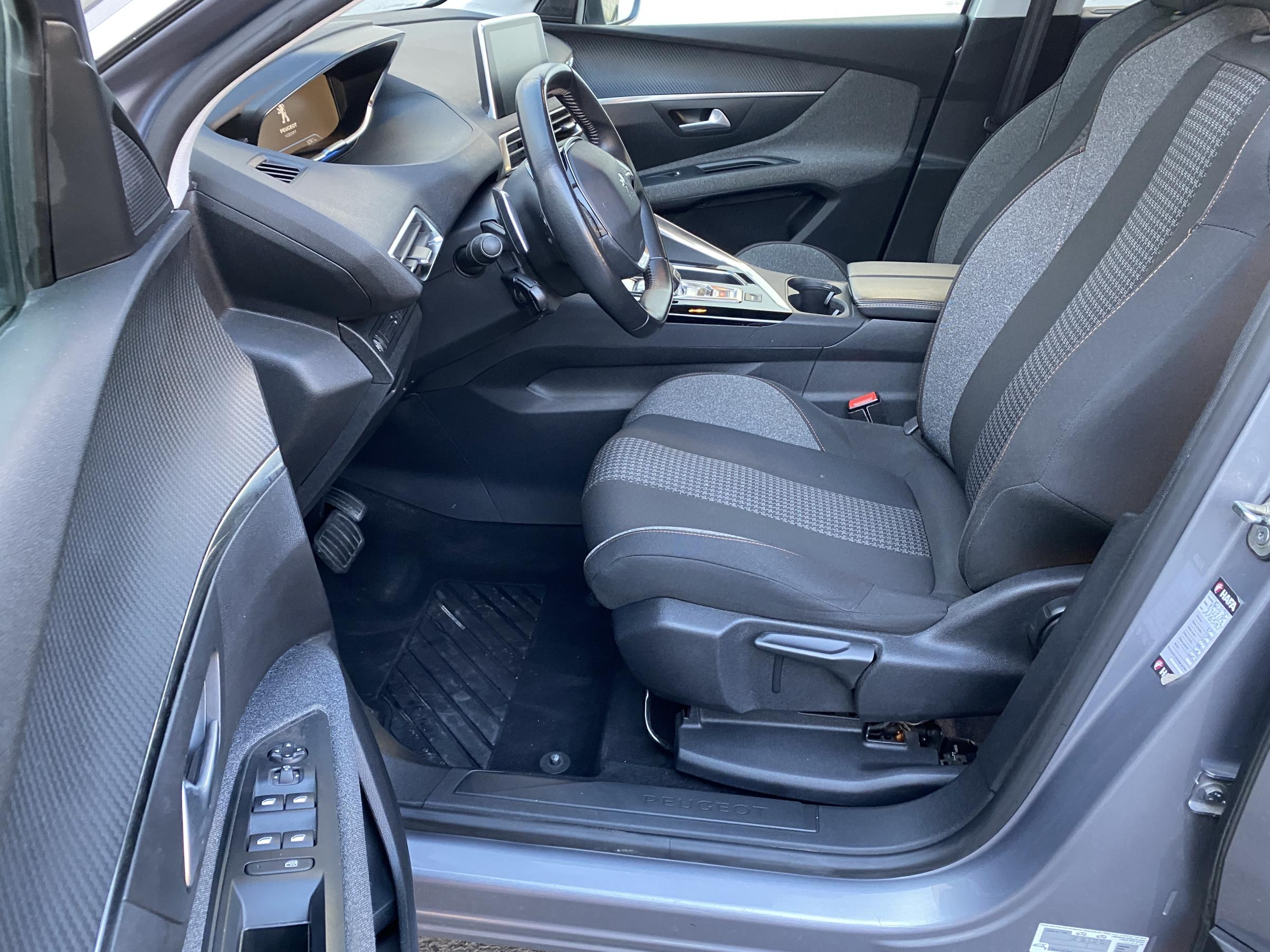 Peugeot 5008, 2020 - pohled č. 9