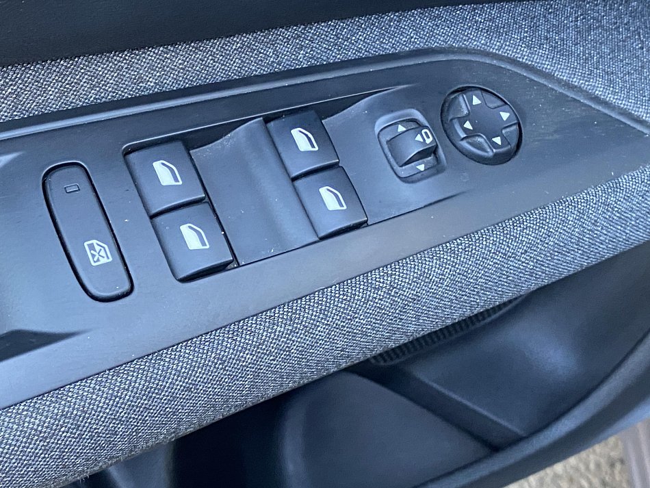 Peugeot 5008 1.5 HDi Active