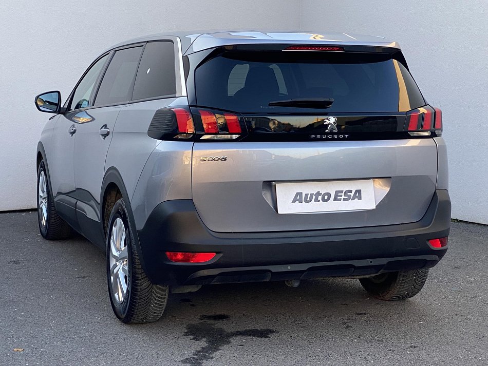 Peugeot 5008 1.5 HDi Active