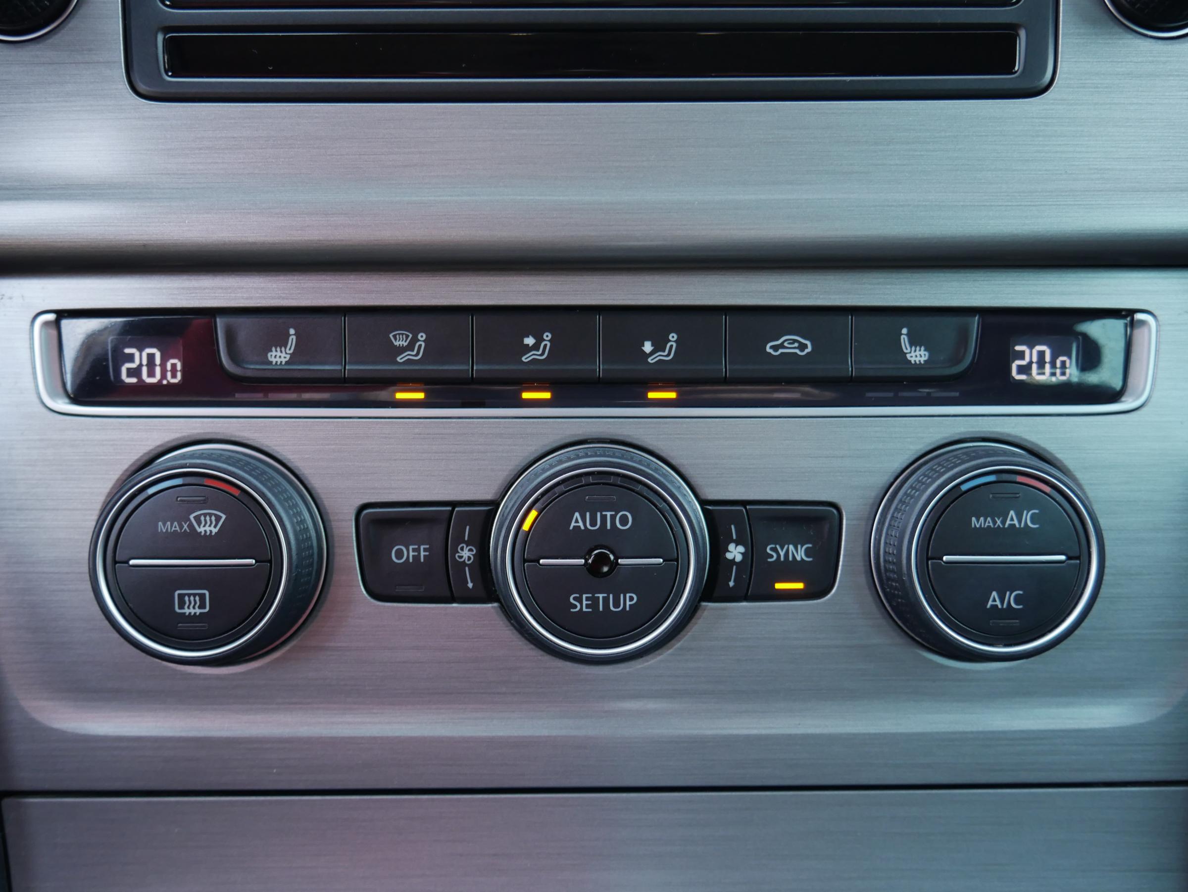 Volkswagen Golf, 2014 - pohled č. 16