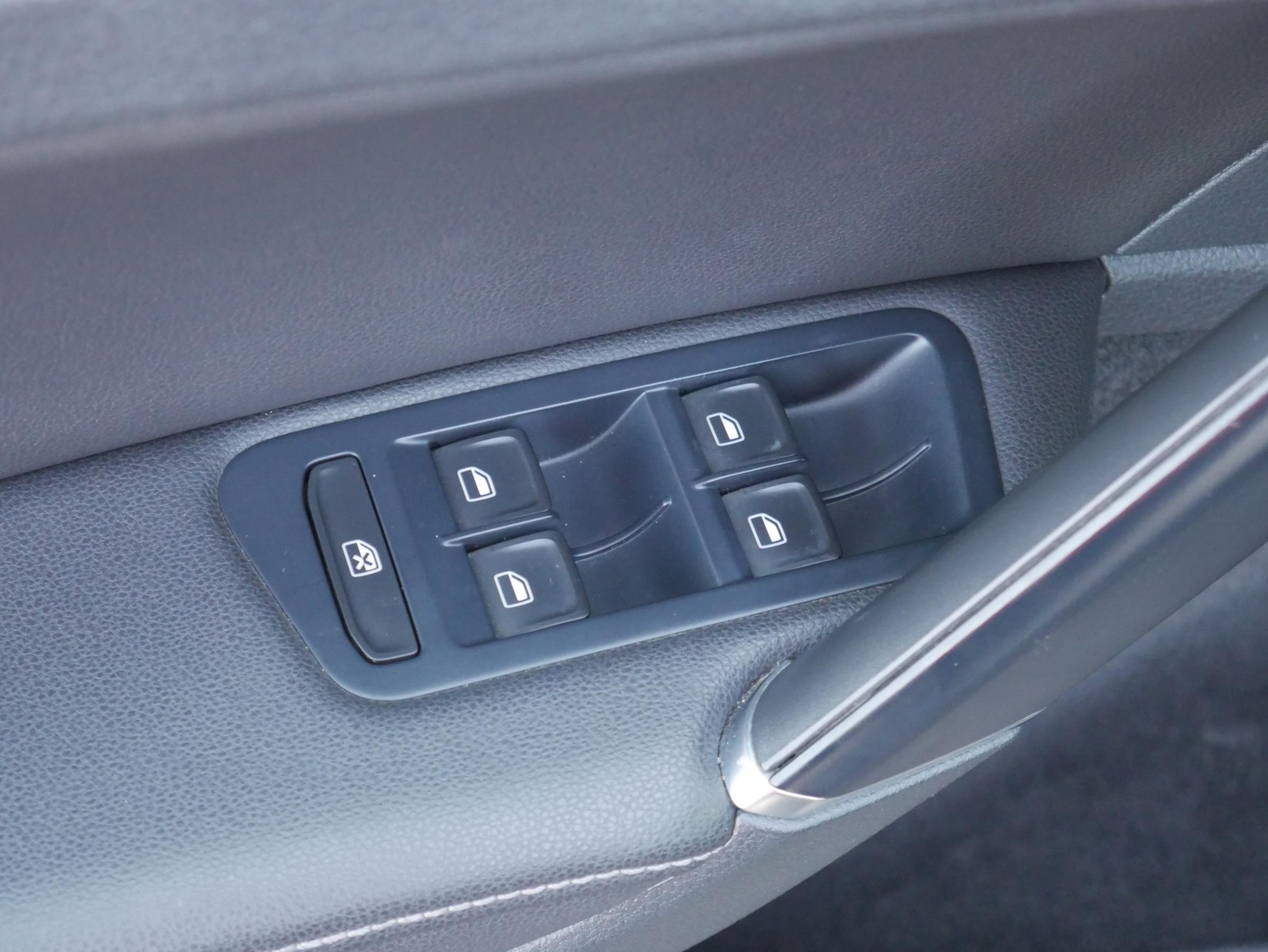 Volkswagen Golf, 2014 - pohled č. 20