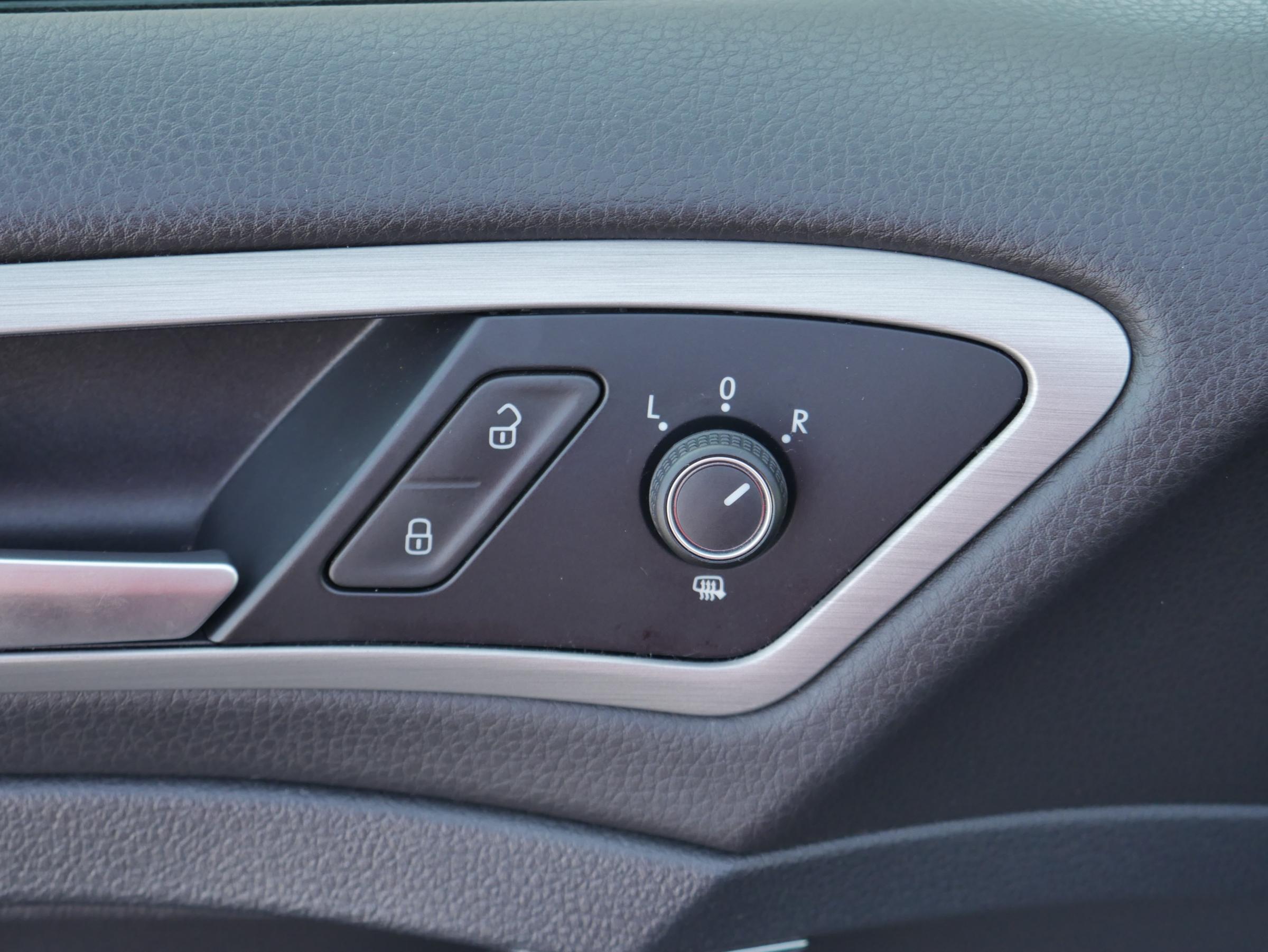 Volkswagen Golf, 2014 - pohled č. 21