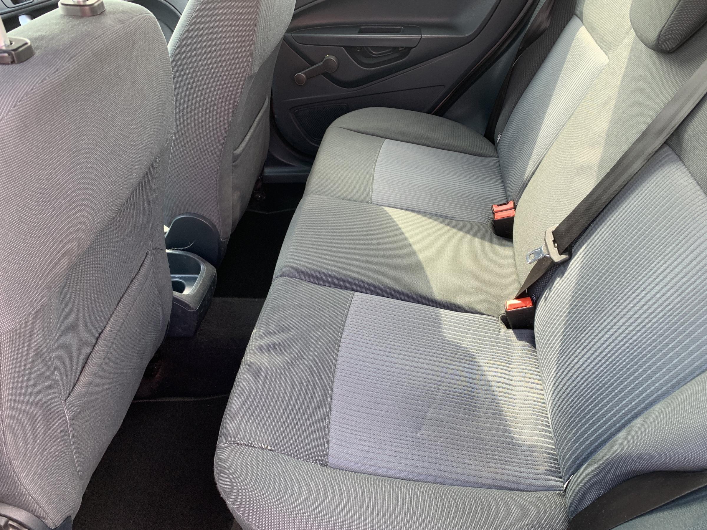 Ford Fiesta, 2012 - pohled č. 13