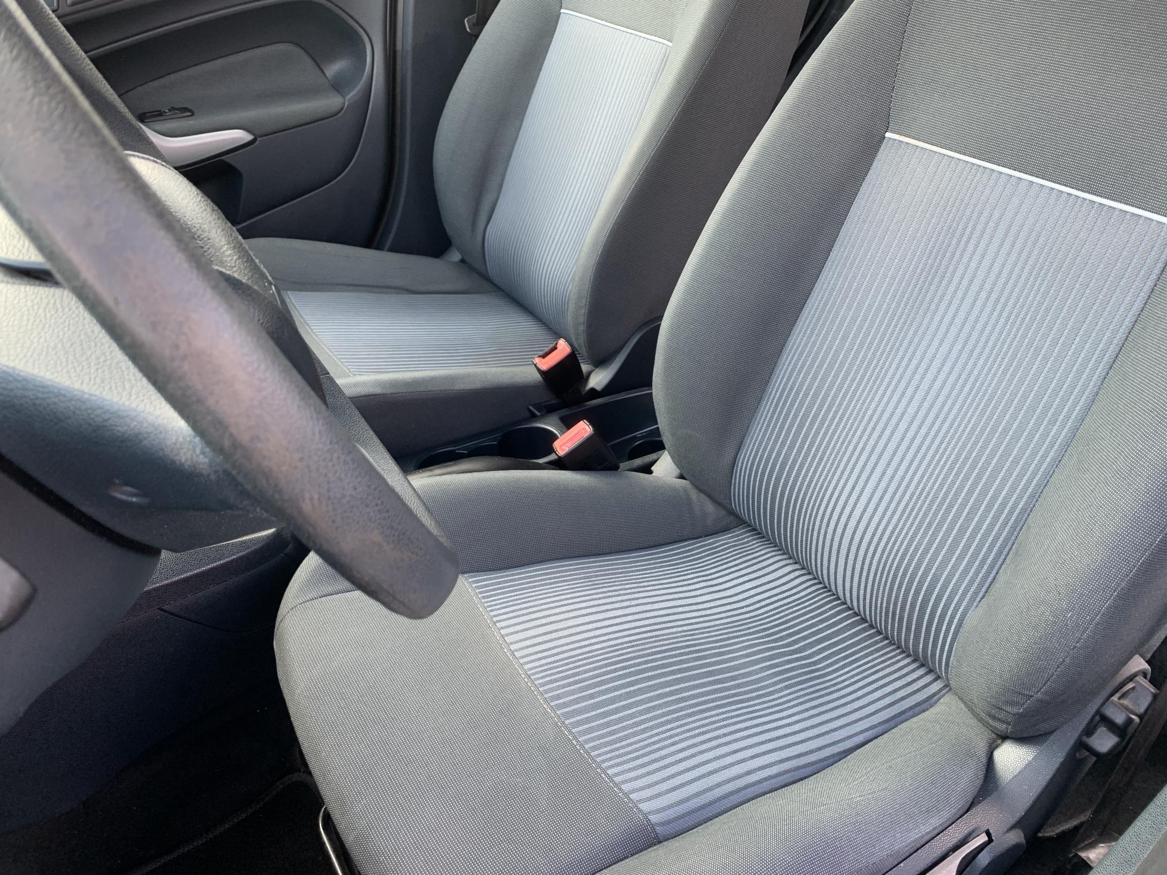 Ford Fiesta, 2012 - pohled č. 9