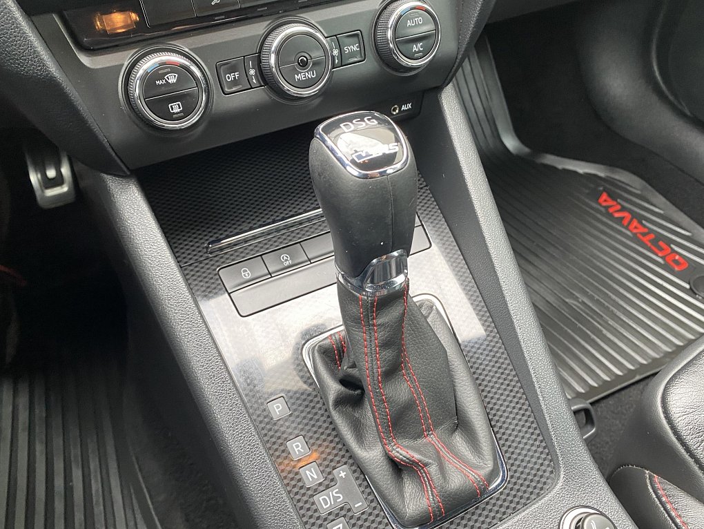 Škoda Octavia III 2.0 TDi RS