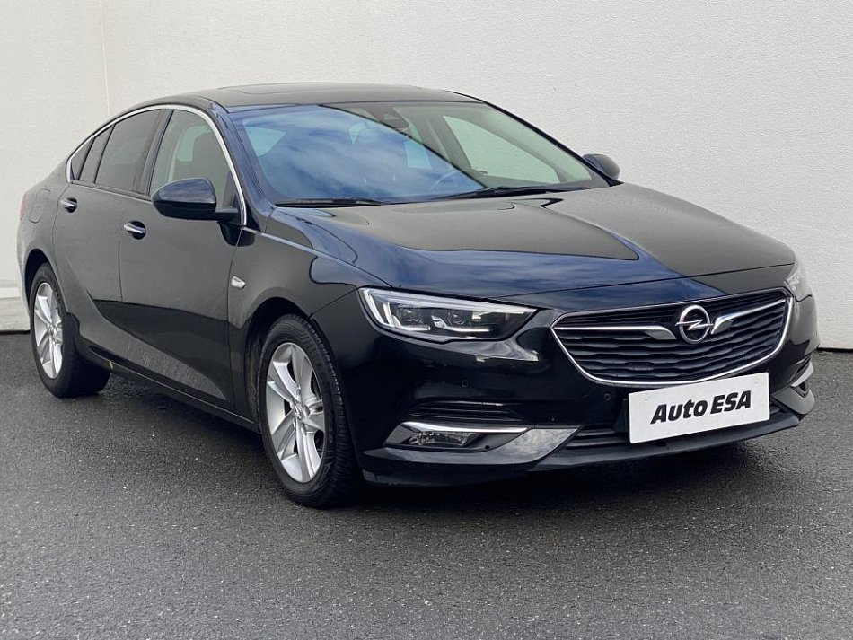 Opel Insignia 2.0 D 