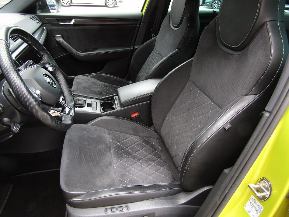 Škoda Superb III 2.0 TDi SportLine