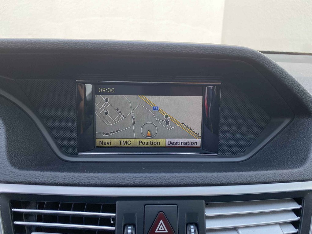 Mercedes-Benz Třída E 2.2 CDi Avantgarde E200