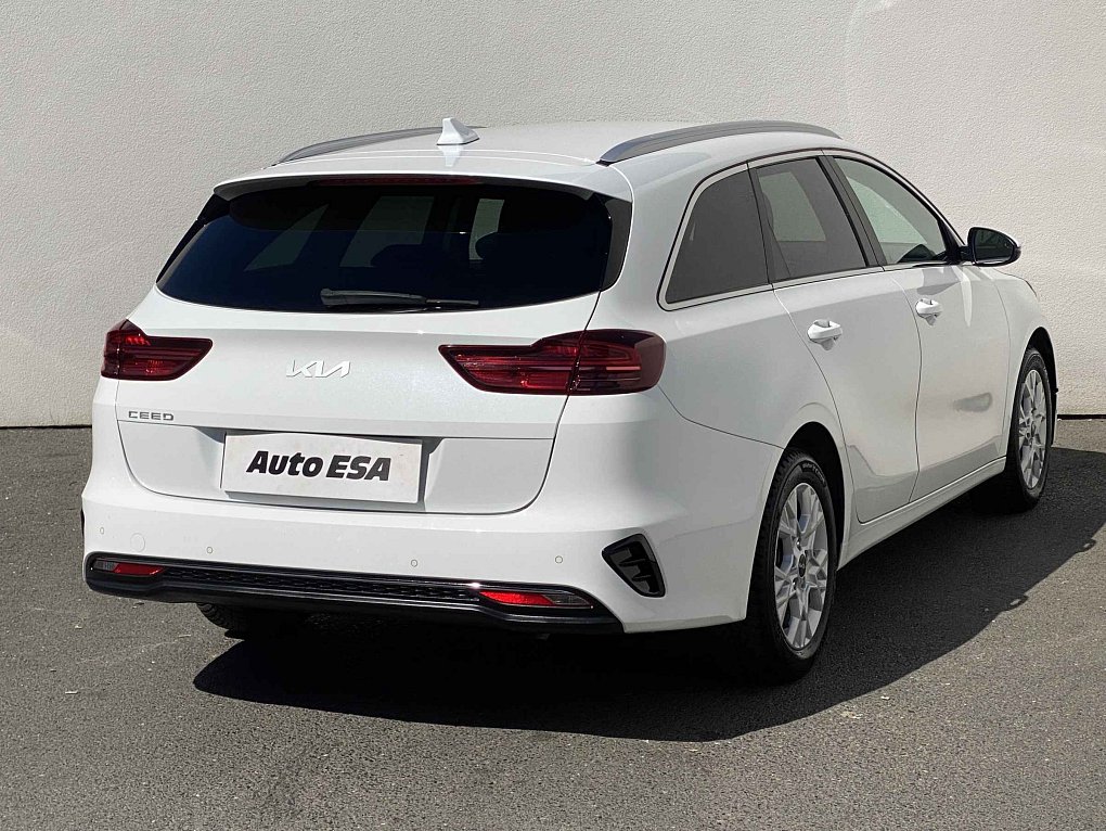 Kia Ceed 1.5 T-GDi TOP SW
