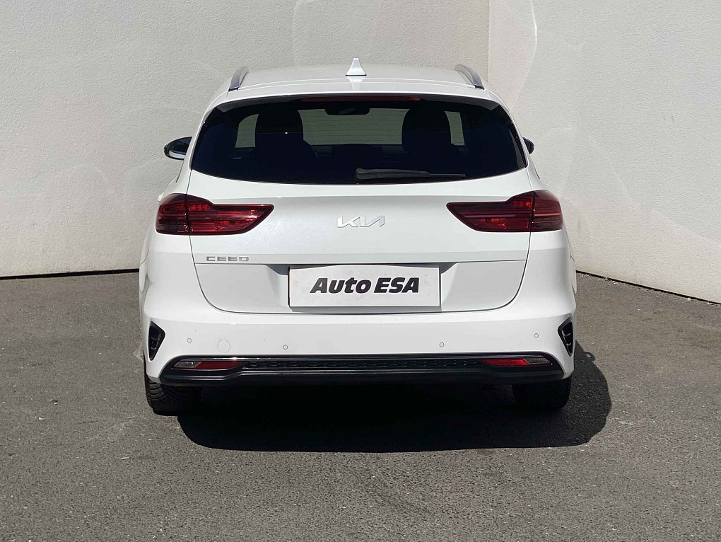 Kia Ceed 1.5 T-GDi TOP SW