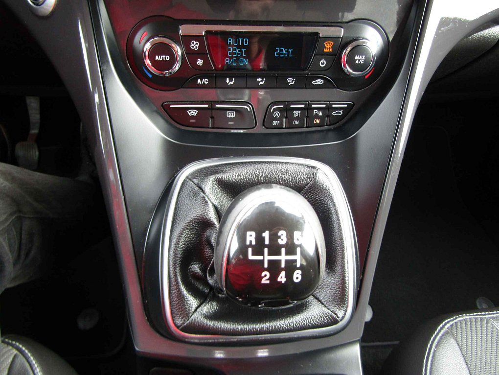 Ford Kuga 1.5 EB 