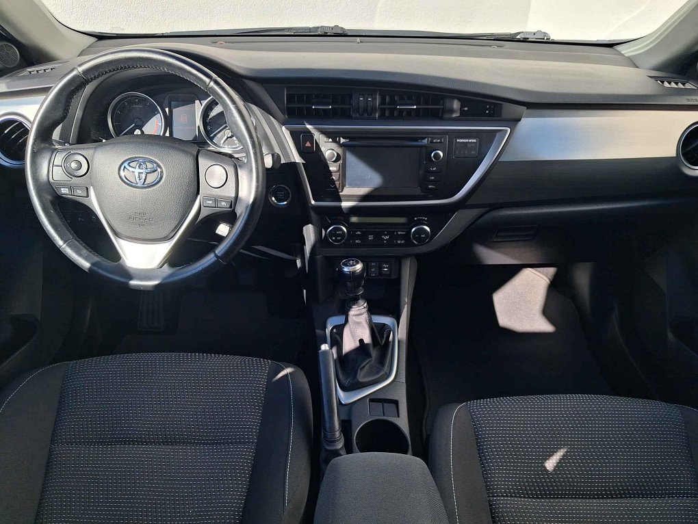 Toyota Auris 1.6VVTi 
