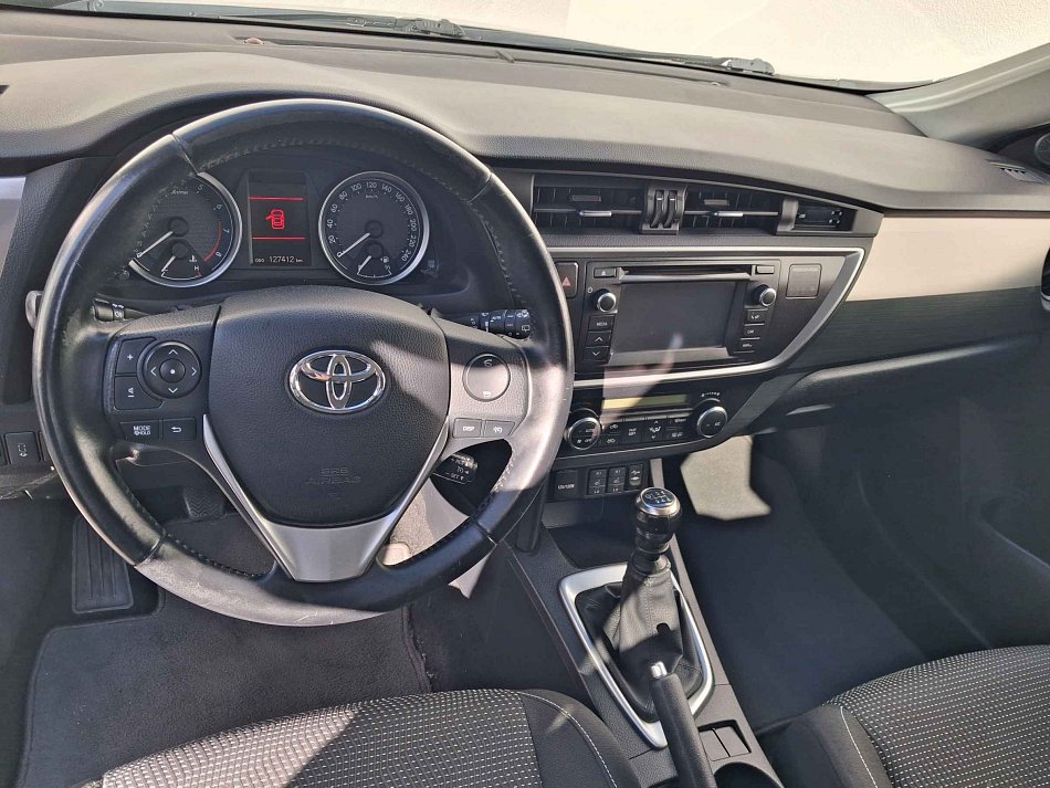 Toyota Auris 1.6VVTi 