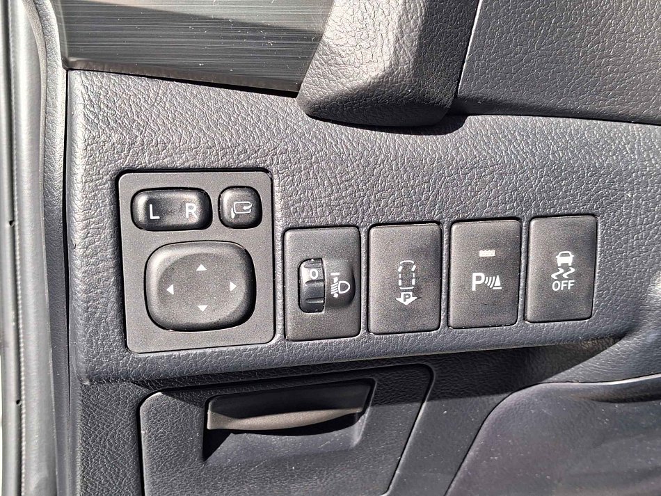 Toyota Auris 1.6VVTi 