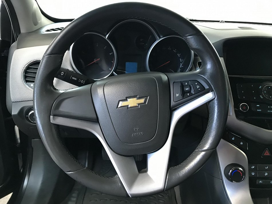 Chevrolet Cruze 1.6 16V 
