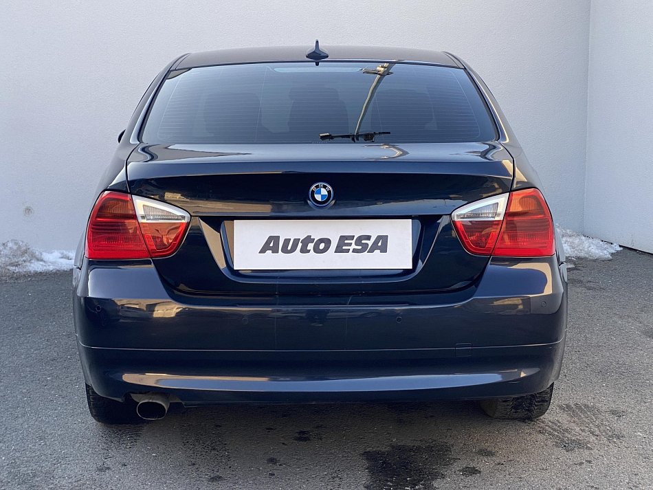 BMW Řada 3 1.8i 