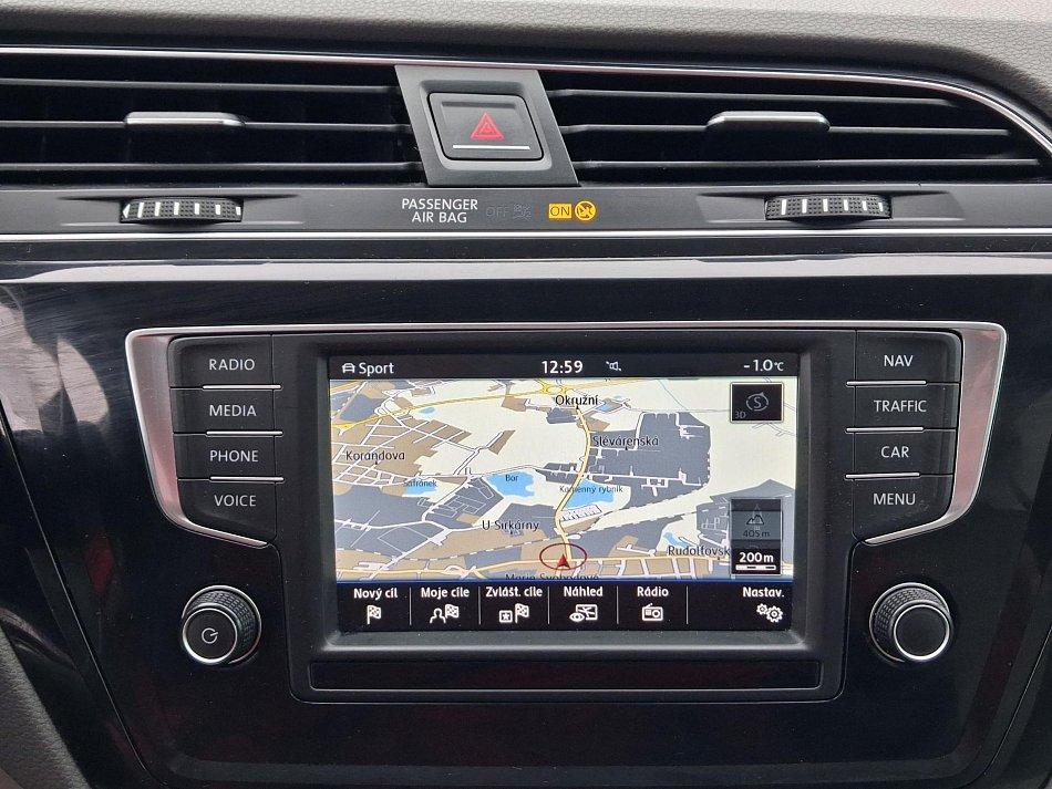 Volkswagen Touran 2.0 TDi 