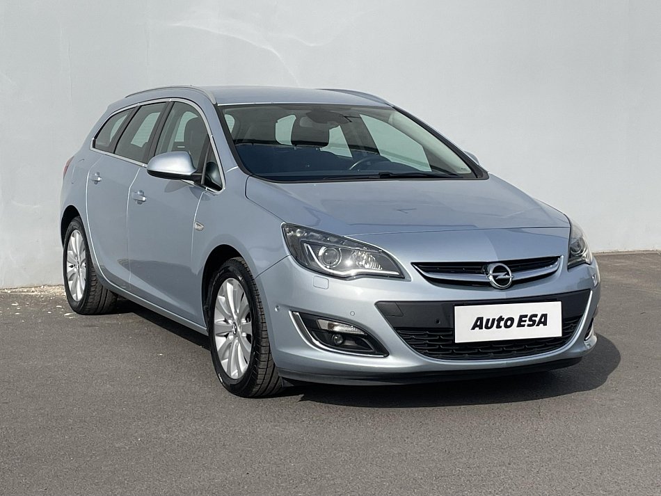 Opel Astra 1.6 T Innovation
