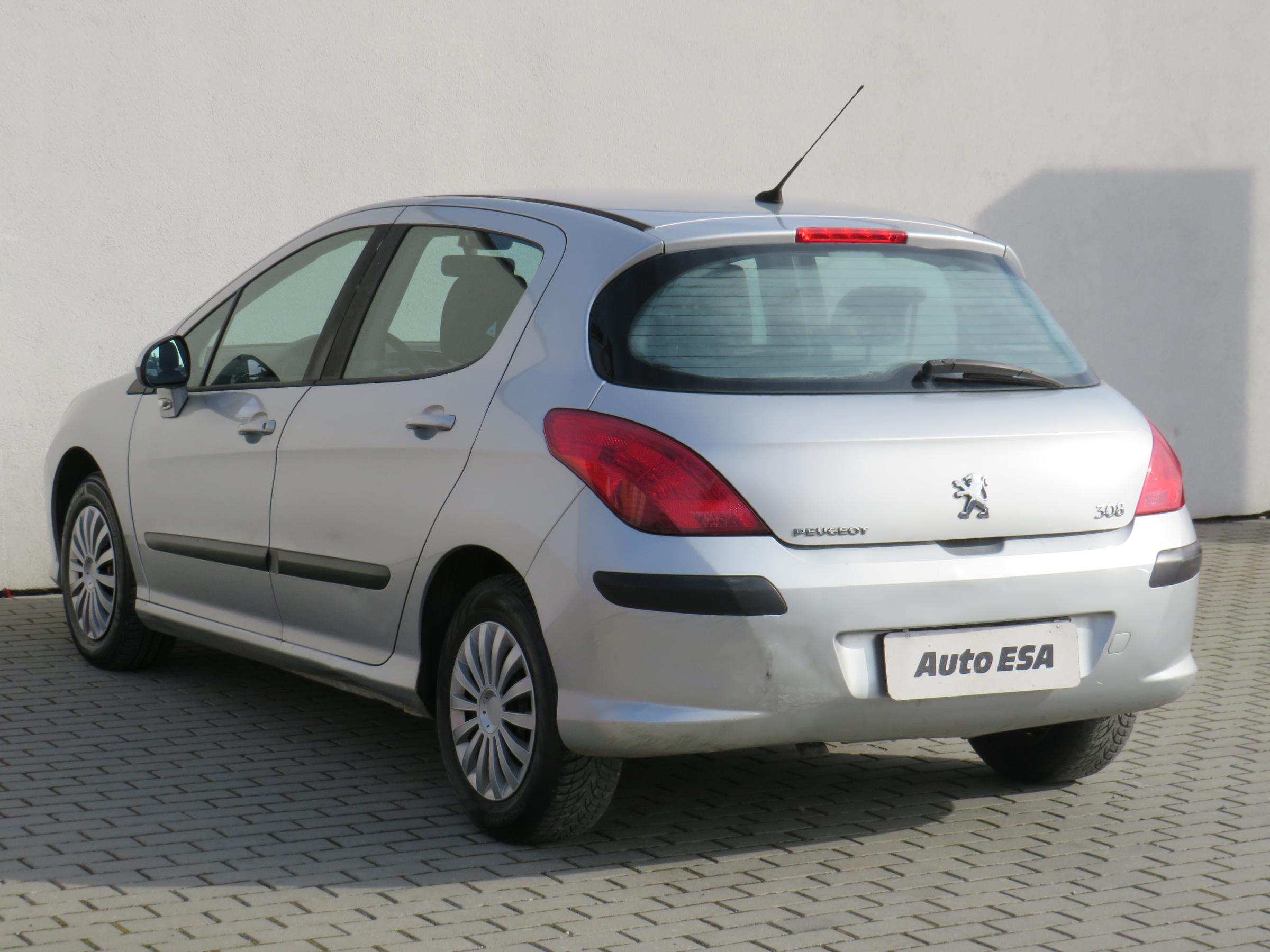 Peugeot 308, 2011 - pohled č. 6