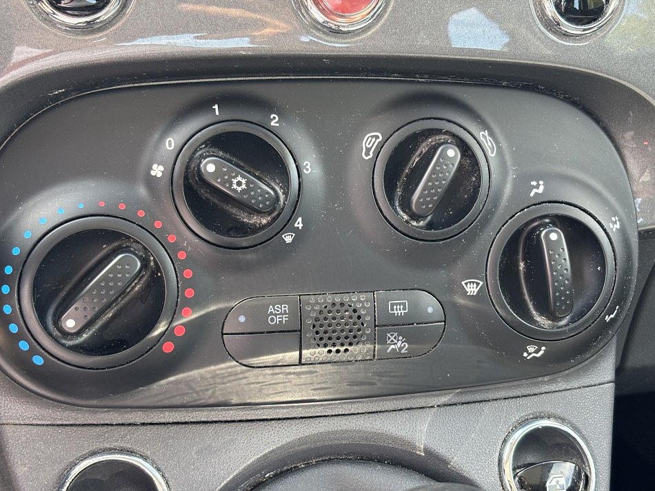 Fiat 500 1.2i Lounge