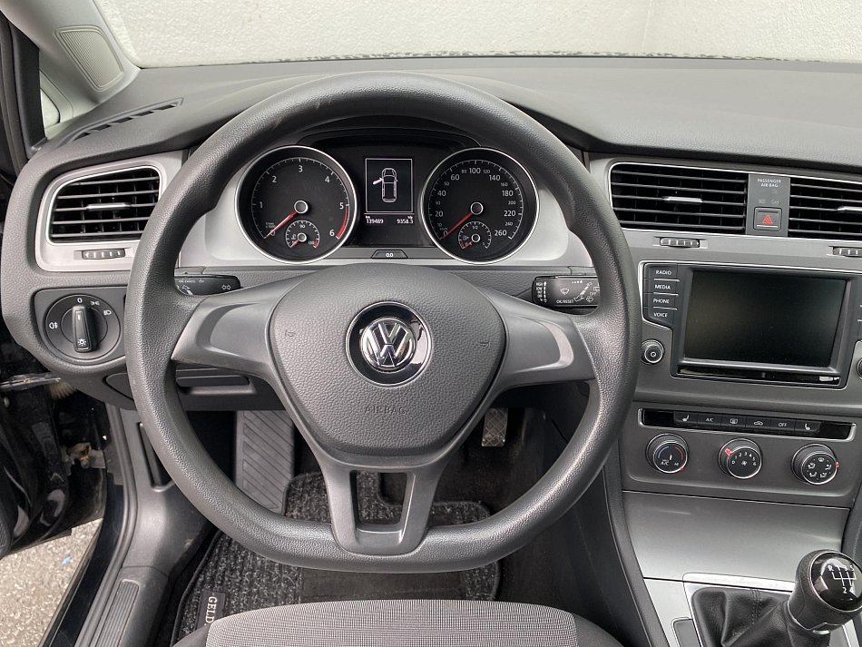Volkswagen Golf 1.6 TDi Trendline