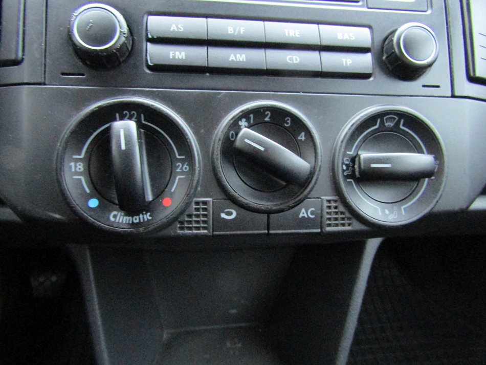 Volkswagen Polo 1.2 i 