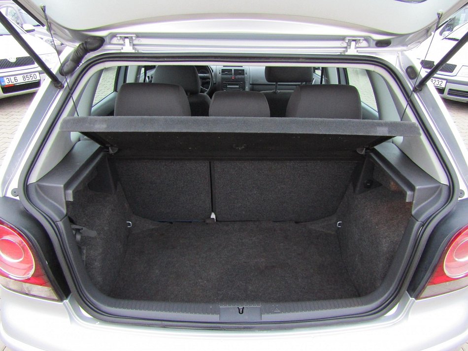 Volkswagen Polo 1.2 i 