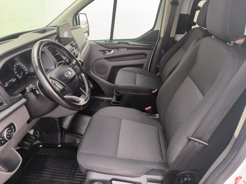 Ford Transit Custom 2.0TDCi Trend L2H1 5 míst