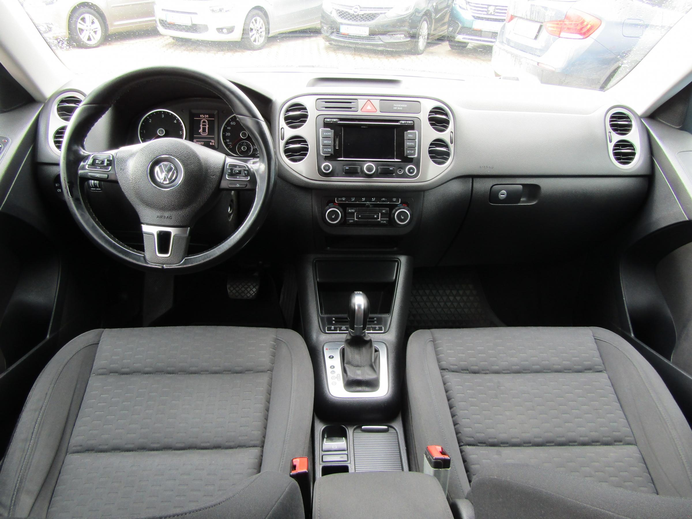 Volkswagen Tiguan, 2010 - pohled č. 8