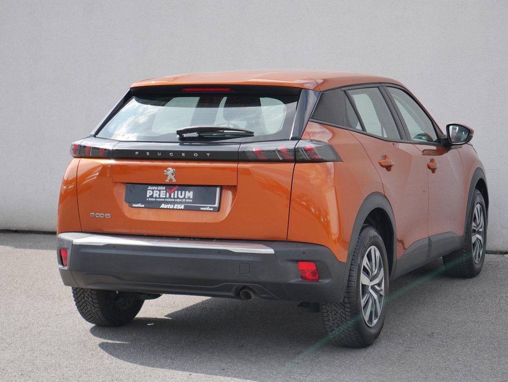 Peugeot 2008 1.2 PT 