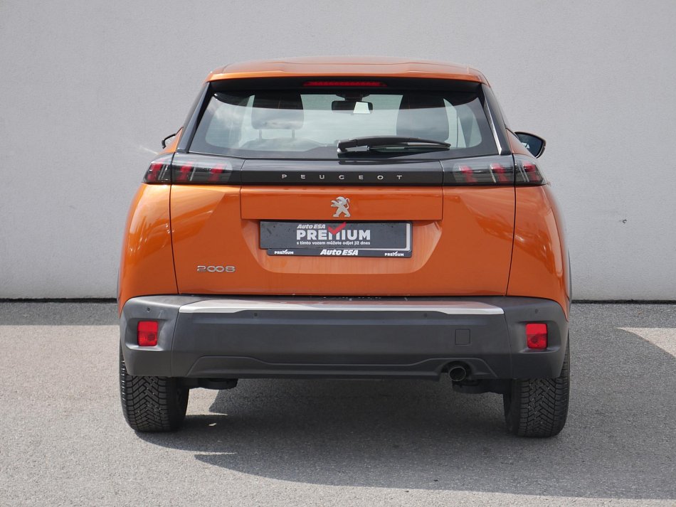 Peugeot 2008 1.2 PT 