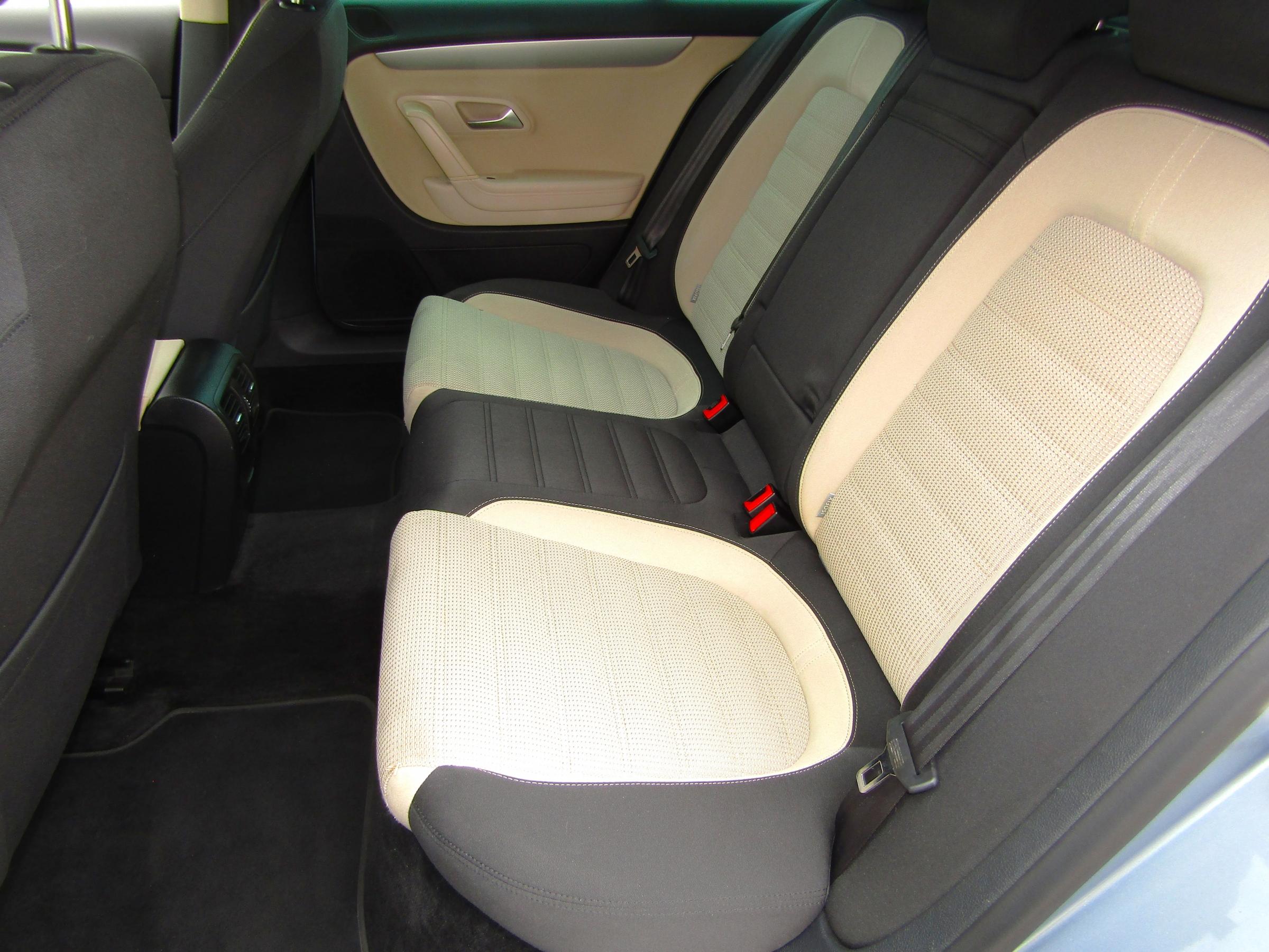 Volkswagen Passat CC, 2012 - pohled č. 10