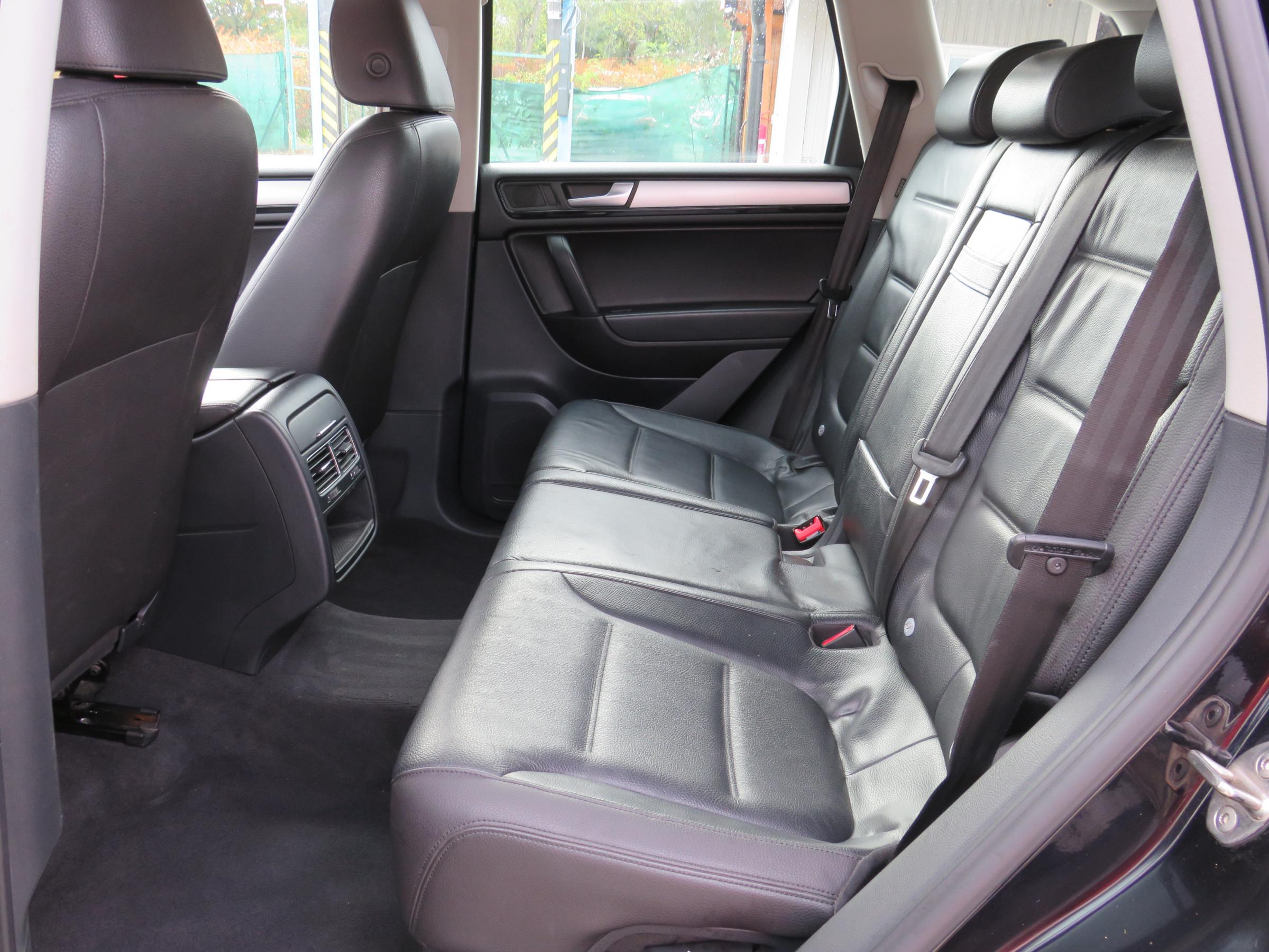 Volkswagen Touareg, 2012 - pohled č. 10