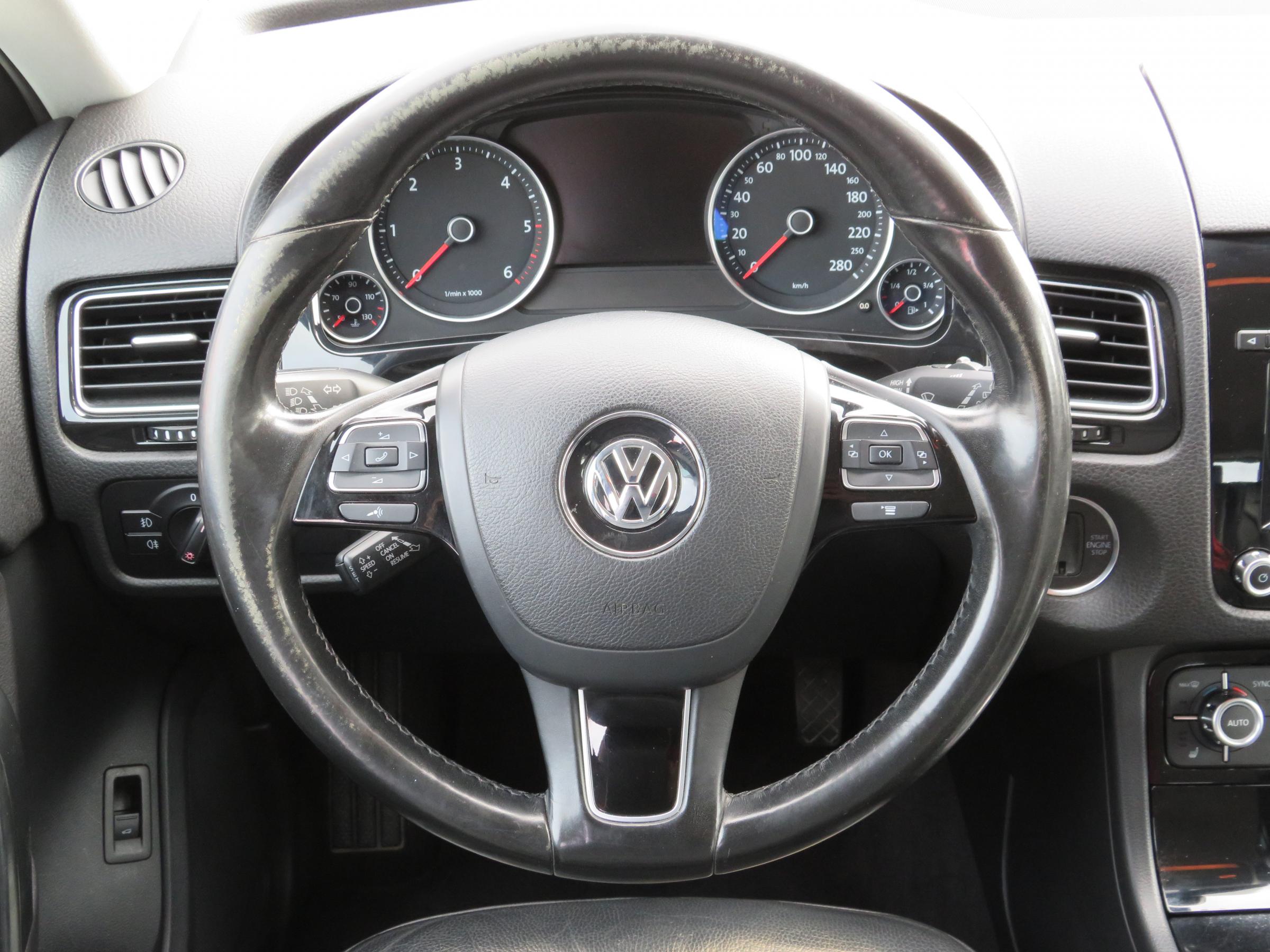 Volkswagen Touareg, 2012 - pohled č. 15