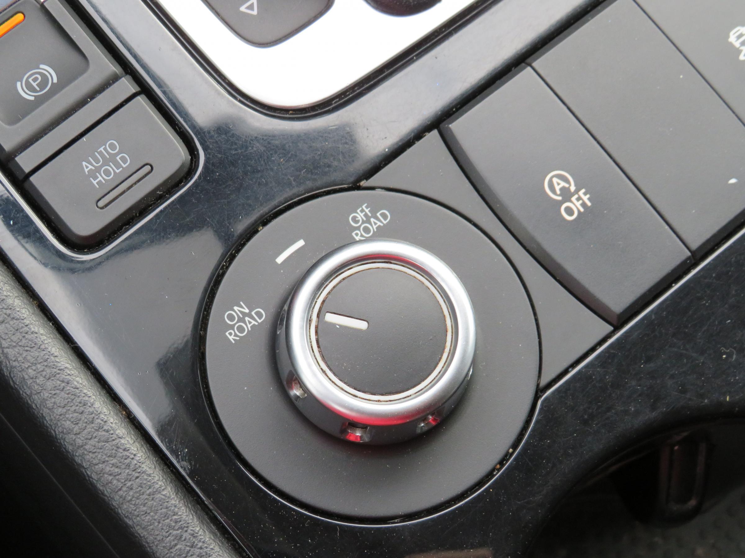 Volkswagen Touareg, 2012 - pohled č. 21