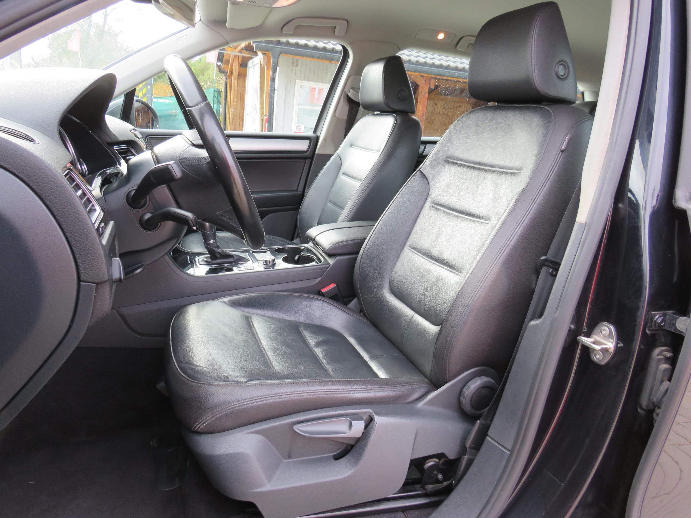 Volkswagen Touareg, 2012 - pohled č. 9