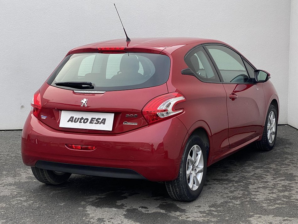 Peugeot 208 1.2i Active