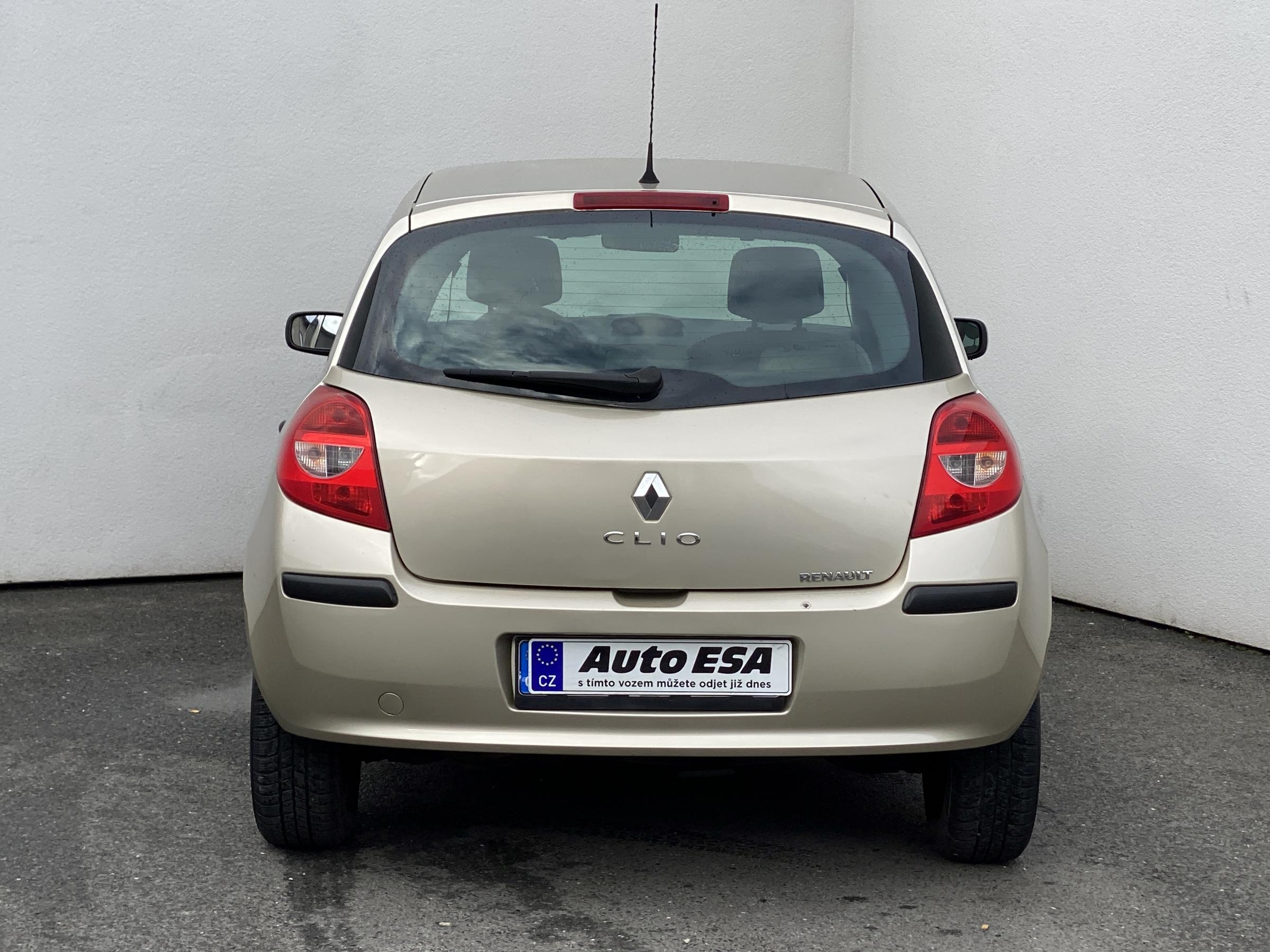Renault Clio, 2006 - pohled č. 5