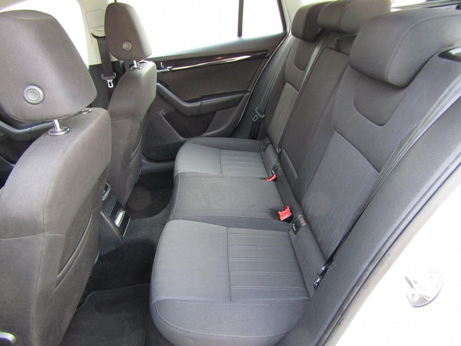 Škoda Octavia III 1.4i 