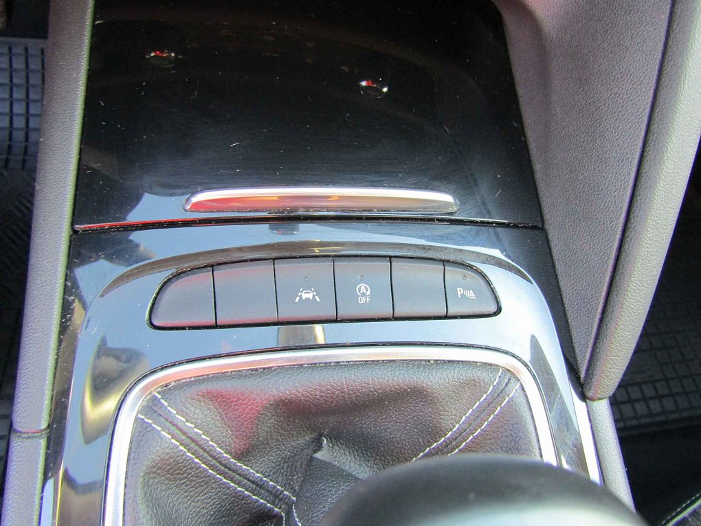 Opel Insignia 1.5T 